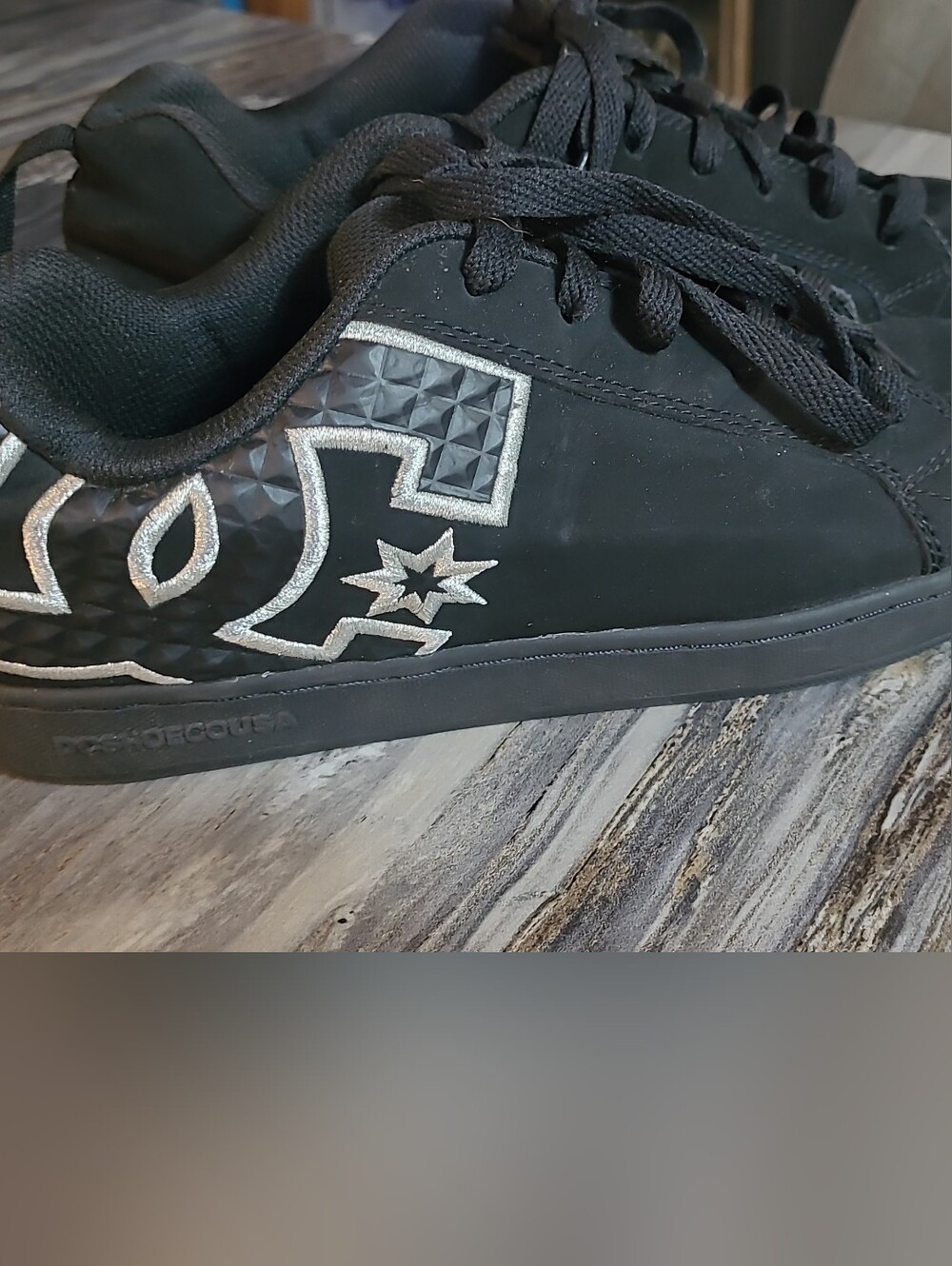 DC Graffik Women's Black Sneakers with Silver and Black Logo Size 10.5